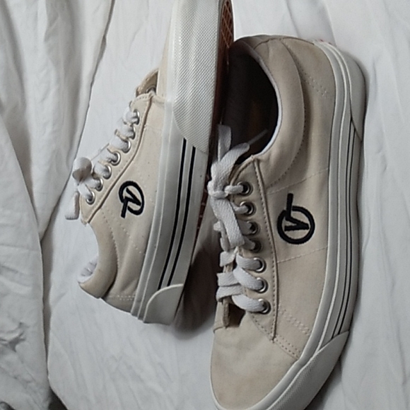 Vans Other - Vans Shoes Men's 6 Women's 7.5 White